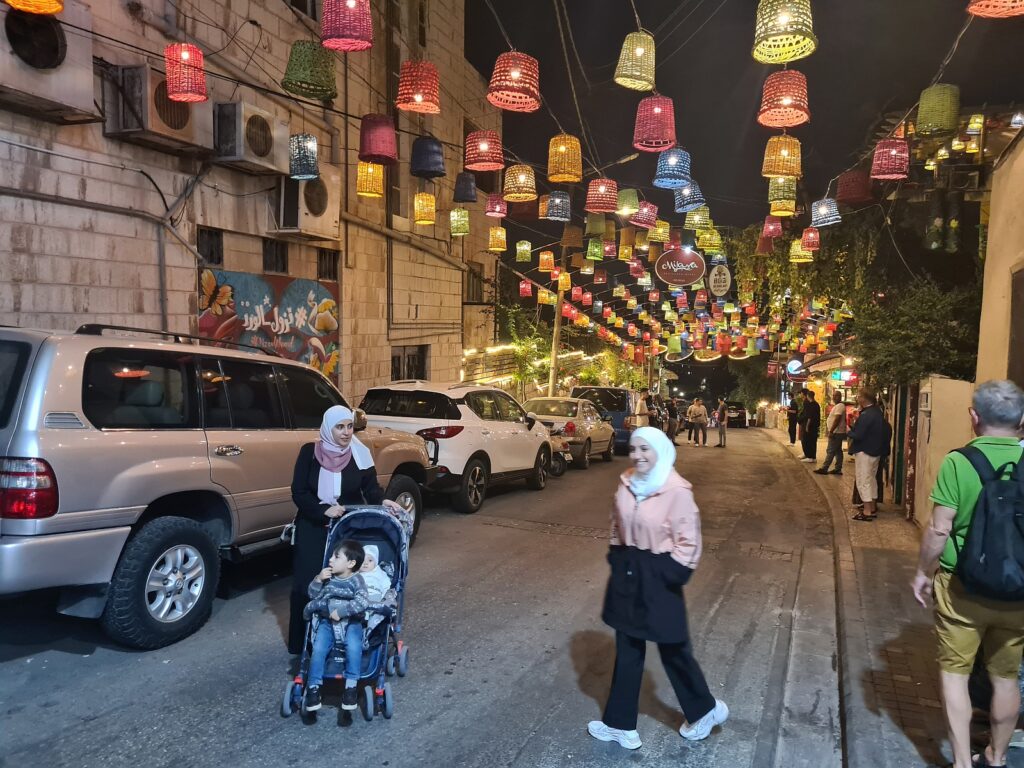 Prechádzka veternými ulicami hlavného mestá Jordánska